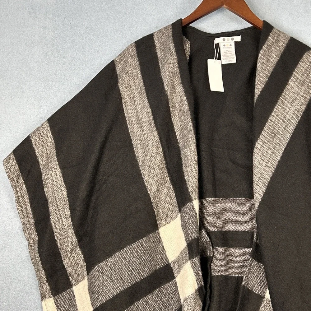 NWT Three Dots Womens Cashmere‎ Shawl Scarf Wool Wraparound Erin Plaid Luxury